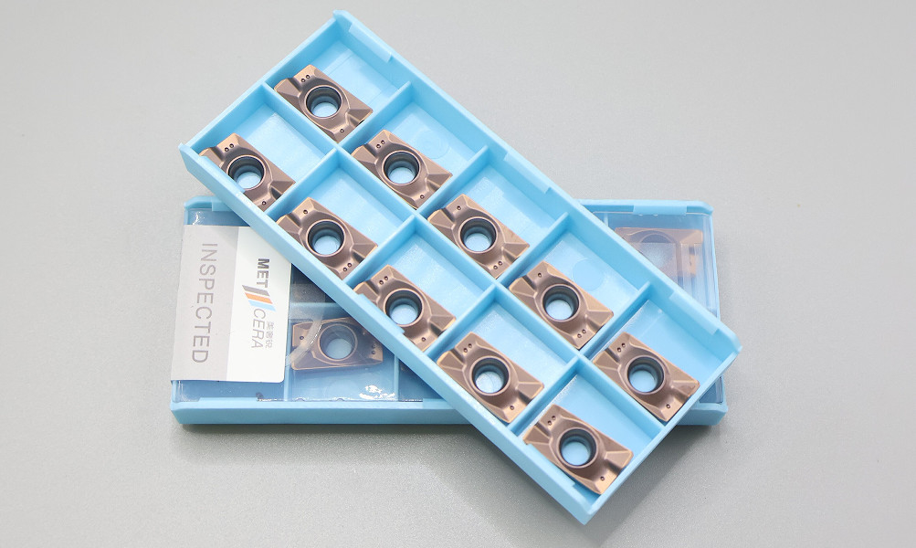 APMT1604 สแตนเลสเหล็กคาร์บอนโลหะผสมเหล็กเสร็จสิ้นการตัดเฉือนคาร์ไบด์แทรกเครื่องตัดมิลลิ่งแทรก