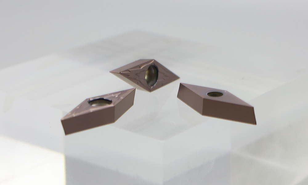 การหมุนคาร์ไบด ใส่ Rhombic 35 ° การเคลือบ Lathe ใส่คาร์ไบดสําหรับการประมวลผลเสร็จบน Stainl VBMT160402