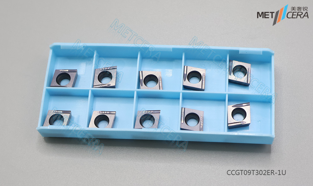 การหมุนคาร์ไบด์ ใส่เพชร 80 ° การใส่คาร์ไบด์บวก CCGT09T302 สําหรับการหมุนเครื่องมือ