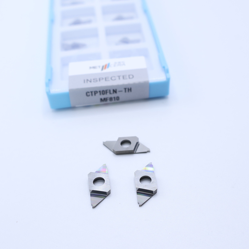 HRA91.8 ความแข็งแรง ไม่เคลือบ CNC Carbide Insert สําหรับตัด CTP การแยกออก