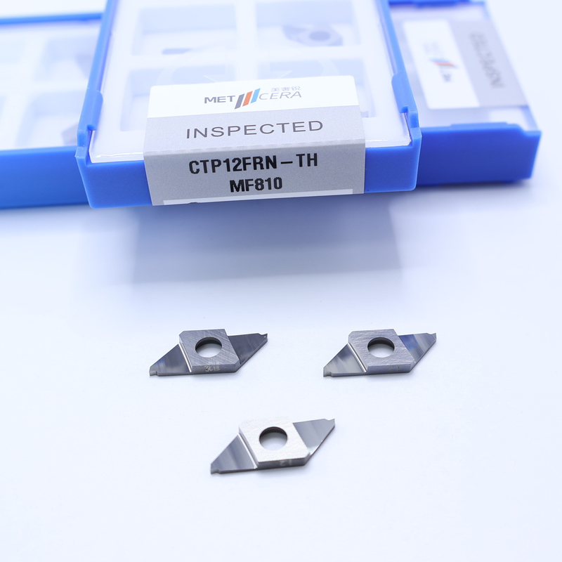 ไม่เคลือบ การแยกออก ใส่ที่สามารถระบุได้ เกรด MF810 CNC Carbide Insert สําหรับการตัด CTP12FRN-TH