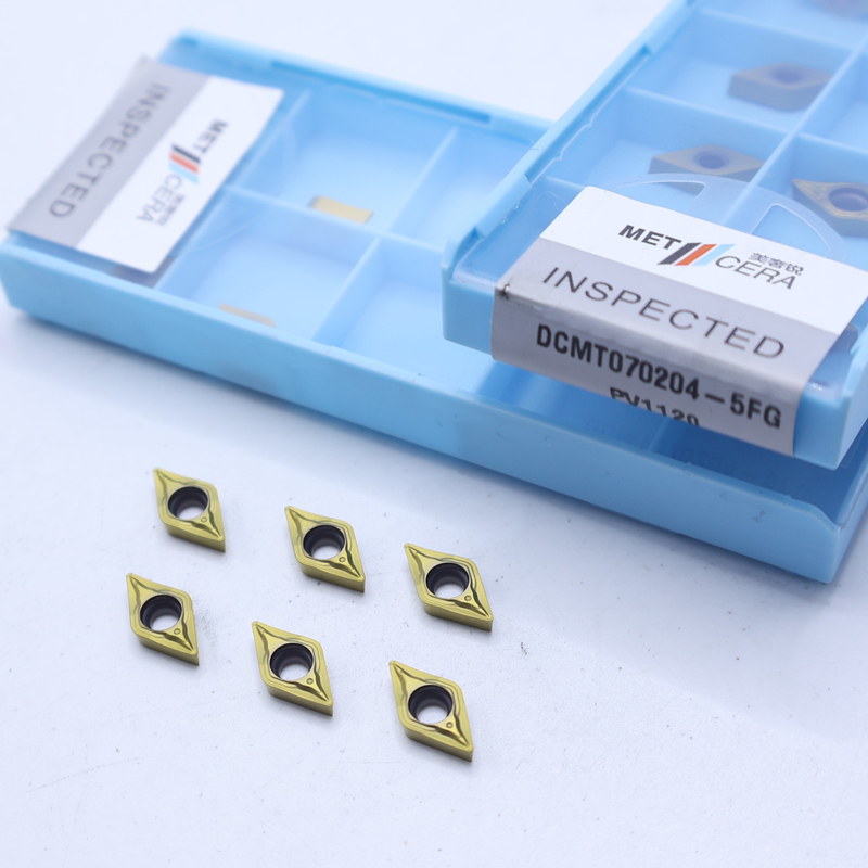 DCMT07 DCMT11 การใส่เซอร์เมทในเครื่องตัดชิป 5FG สําหรับการหมุนเหล็กภายนอกและภายใน