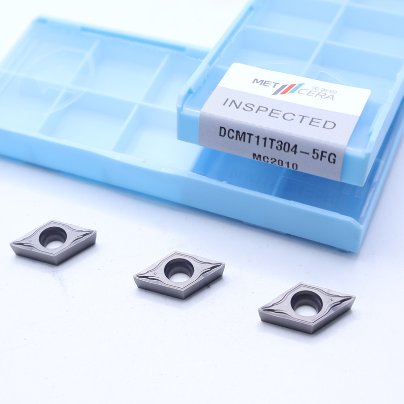 DCMT07 DCMT11 การใส่เซอร์เมทในเครื่องตัดชิป 5FG สําหรับการหมุนเหล็กภายนอกและภายใน