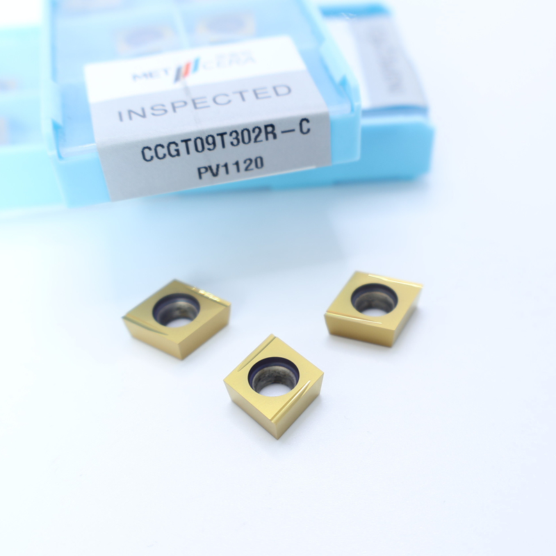 ชิ้นงานเหล็กคาร์บอน CCGT06 CCG09 เซอร์เม็ตหมุนใส่ด้วยการเสร็จและ C ปลาย ชิปบริคเกอร์สําหรับ CNC Machining