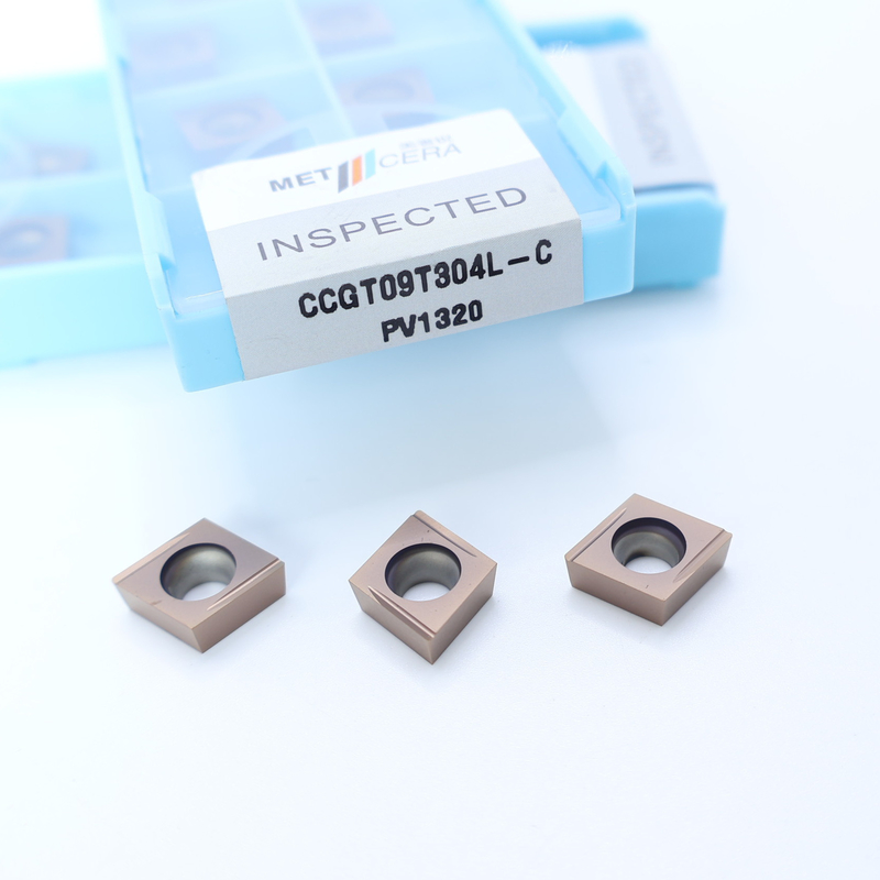 ชิ้นงานเหล็กคาร์บอน CCGT06 CCG09 เซอร์เม็ตหมุนใส่ด้วยการเสร็จและ C ปลาย ชิปบริคเกอร์สําหรับ CNC Machining