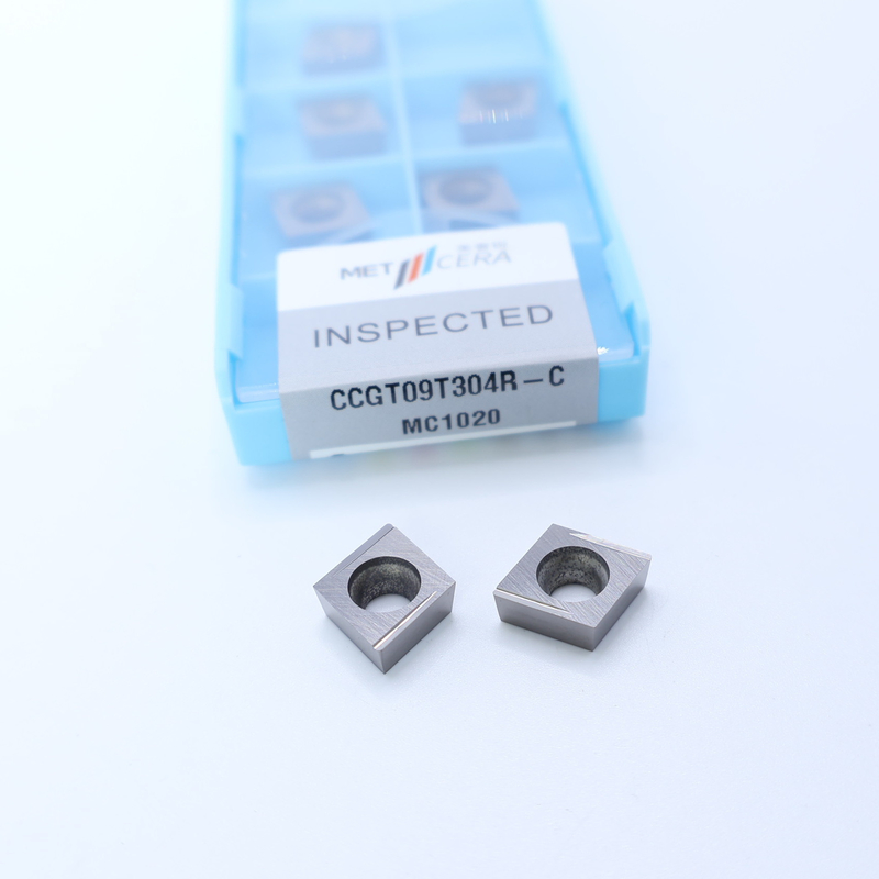 ชิ้นงานเหล็กคาร์บอน CCGT06 CCG09 เซอร์เม็ตหมุนใส่ด้วยการเสร็จและ C ปลาย ชิปบริคเกอร์สําหรับ CNC Machining