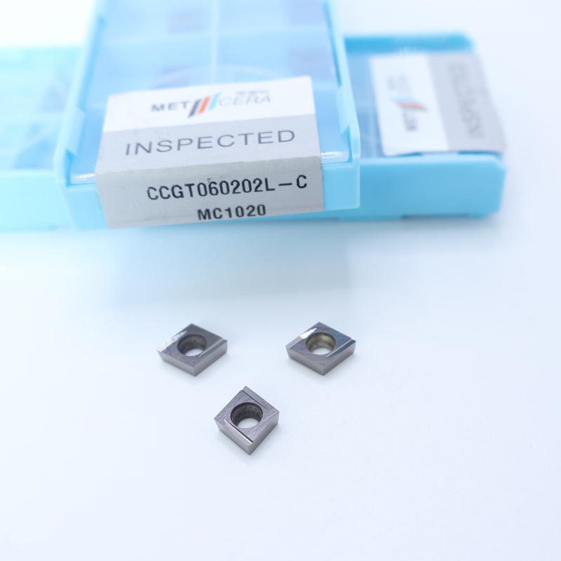 ชิ้นงานเหล็กคาร์บอน CCGT06 CCG09 เซอร์เม็ตหมุนใส่ด้วยการเสร็จและ C ปลาย ชิปบริคเกอร์สําหรับ CNC Machining
