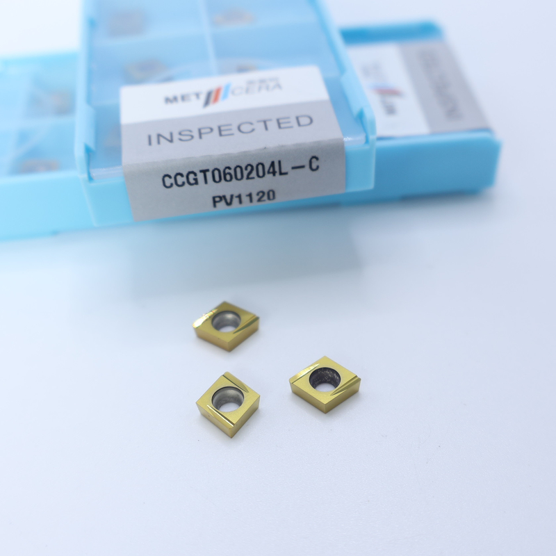 ชิ้นงานเหล็กคาร์บอน CCGT06 CCG09 เซอร์เม็ตหมุนใส่ด้วยการเสร็จและ C ปลาย ชิปบริคเกอร์สําหรับ CNC Machining