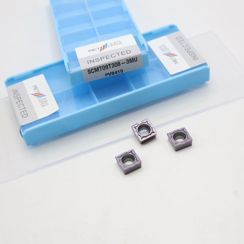 SCMT09T308 เม็ดมีดกลึงคาร์ไบด์สี่เหลี่ยม 90° สำหรับเหล็ก เหล็กกล้าไร้สนิม ในรูปแบบชิปเบรกเกอร์ 3MU